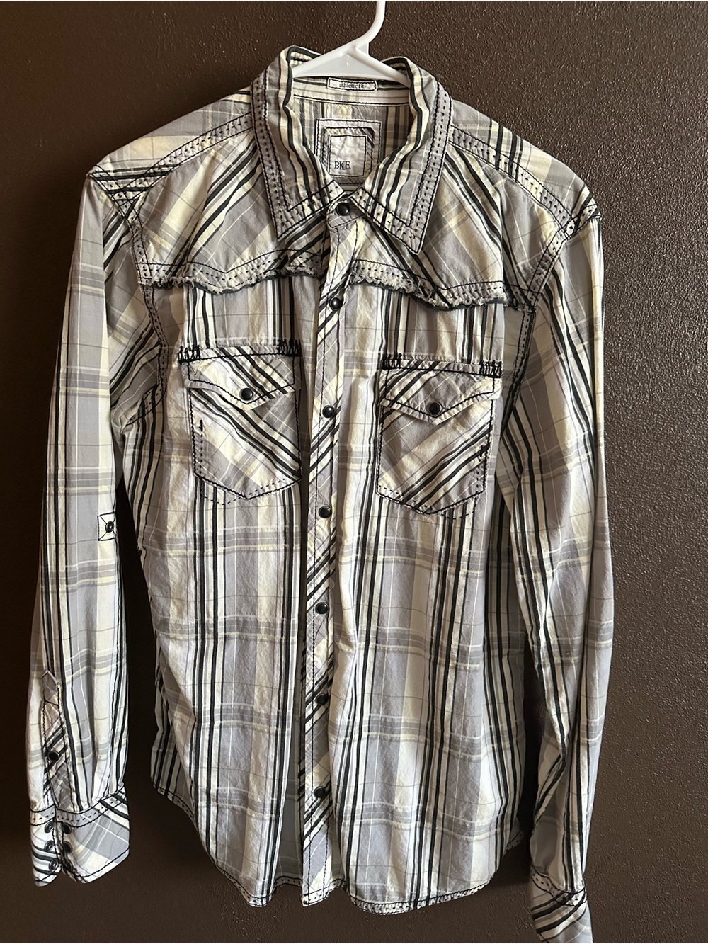 BKE Plaid Button-Up Shirt in Cream & Black Stripe